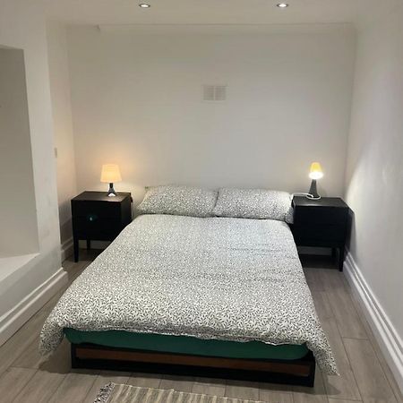 Plough Way Flat Apartamento Londres Exterior foto